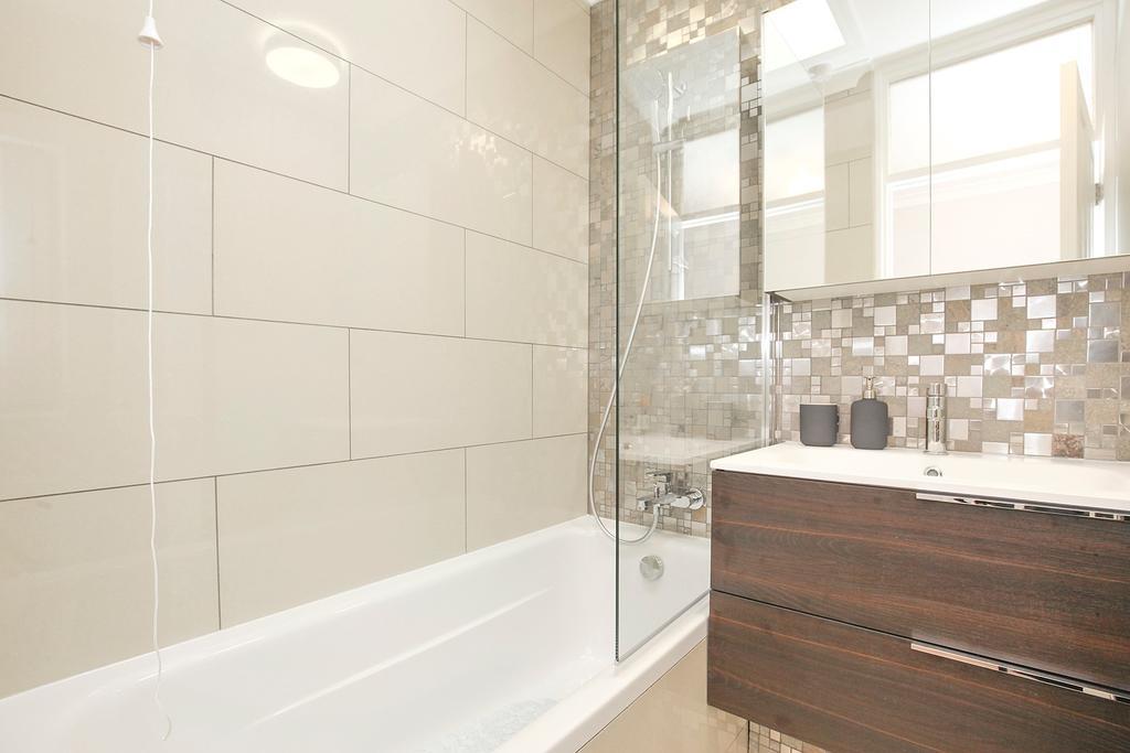 Sach'S 2 Bedrooms Apartment - No Lift London Exterior foto