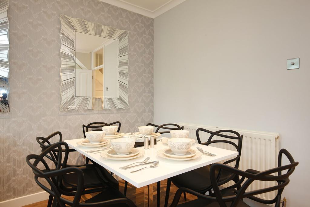 Sach'S 2 Bedrooms Apartment - No Lift London Exterior foto